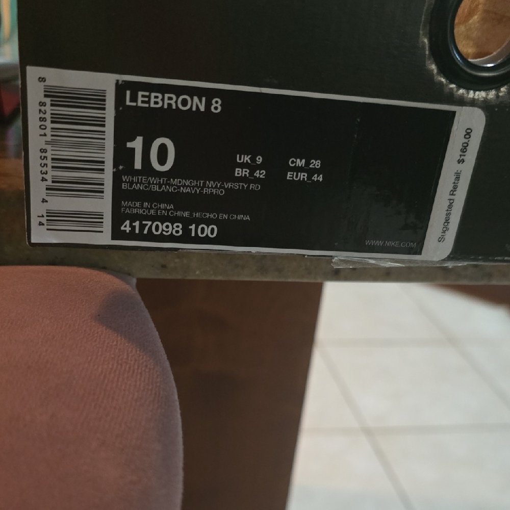 Nike LeBron 8 in White and Midnight Navy